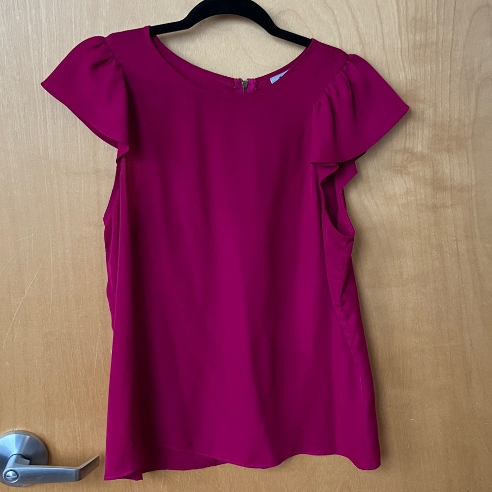 Worthington Fuchsia Flutter Sleeve Blouse